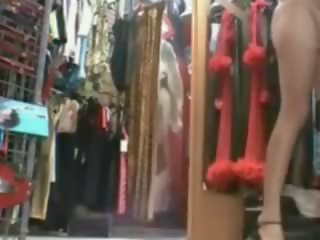 Fransuz aýaly at kirli movie shop trying on outfits and sikiş